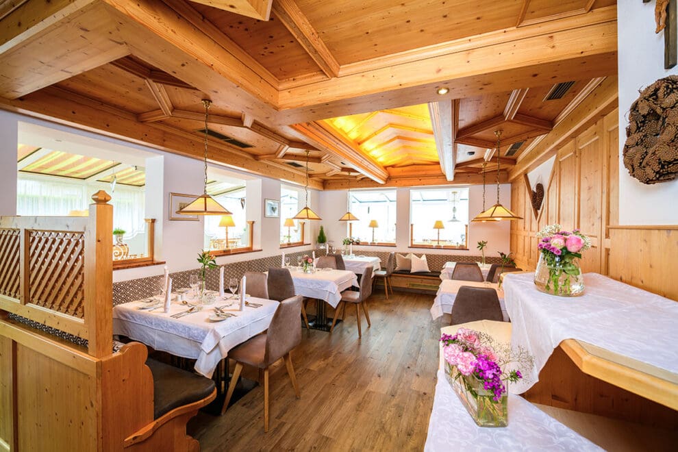 Speisesaal Kulinarik Hotel Vierjahreszeiten Flachau 3