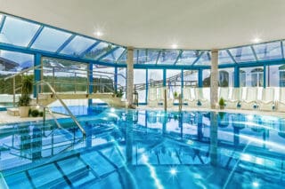 hotel-hallenbad-flachau-vierjahreszeiten-1