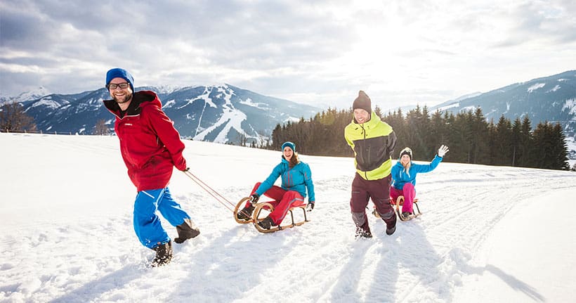Rodeln im Winterurlaub in Flachau