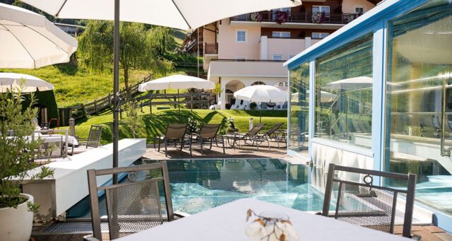 sommerurlaub-flachau-hotel-vierjahreszeiten-1-2